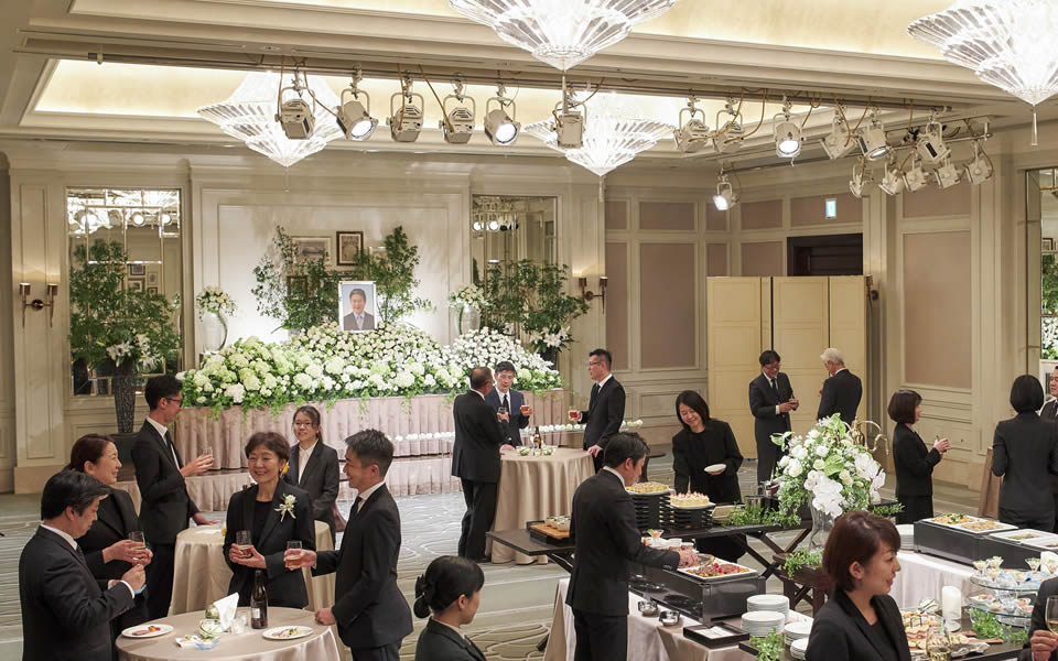 お別れの会の当日の流れ お別れの会 日比谷花壇のお別れナビ お別れの会の当日の流れ お別れの会 日比谷花壇のお別れナビ